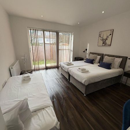 Star London Finchley Road 3-Bed Escape With Garden Apartment Екстериор снимка