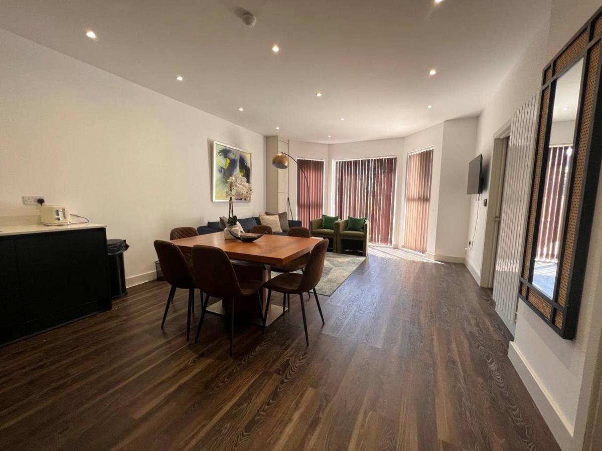 Star London Finchley Road 3-Bed Escape With Garden Apartment Екстериор снимка